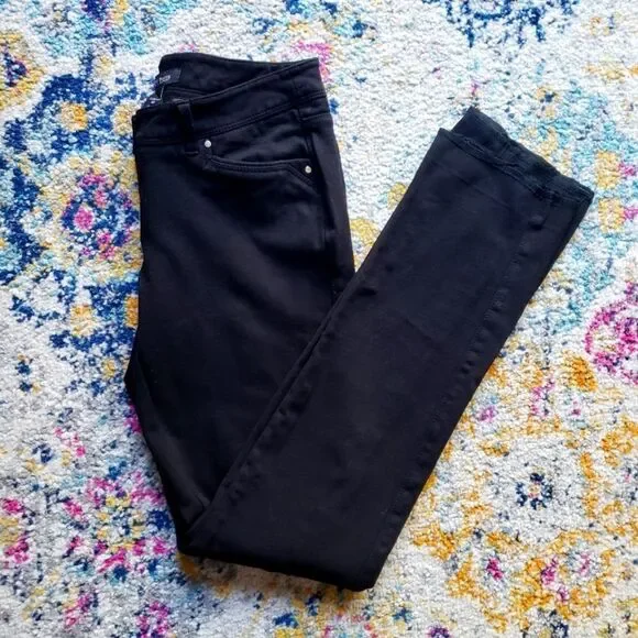 WHITE House Black Market slim leg pants - Picture 2 of 16